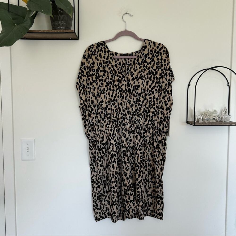 NWT Halogen Tan Animal Print Leopard Short Sleeve V Neck Romper Size XL‎